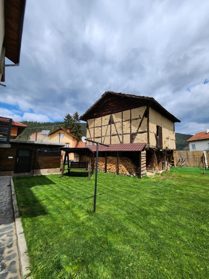Bulgarane House Hotel Govedartsi Buitenkant foto